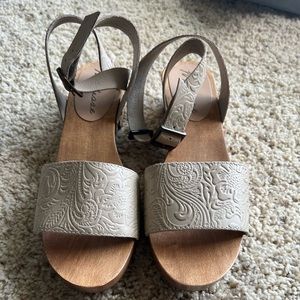 Matisse Natural Joanna Sandals